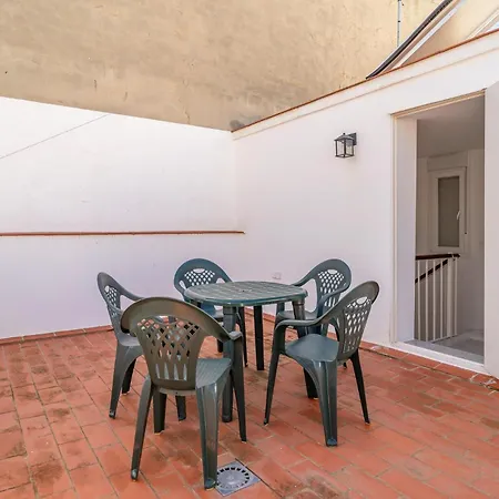Gorgeous In With Kitchen Holiday home Conil De La Frontera