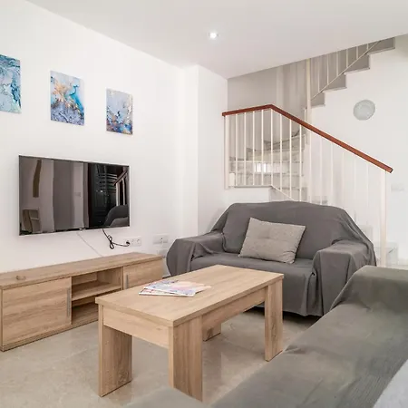 Gorgeous In With Kitchen